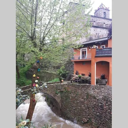 펜션 River House_casa Junto Al Rio *